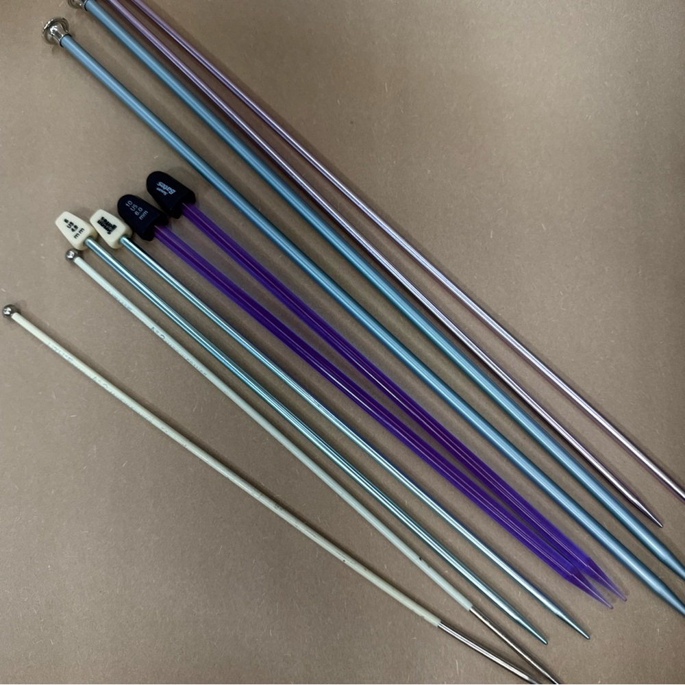 Susan Bates/UTH “Enamella” Knitting Needle Set Purple Blue Multicolor Crafts